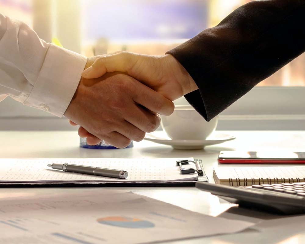 与设计师合作，支持初创公司，为品牌所有者和大型企业提供原型解决方案，支持新产品开发、设计工程、免费 DFM 分析、免费咨询、项目管理和产品发布